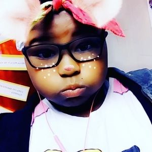 Meet your Posher, Khaleah